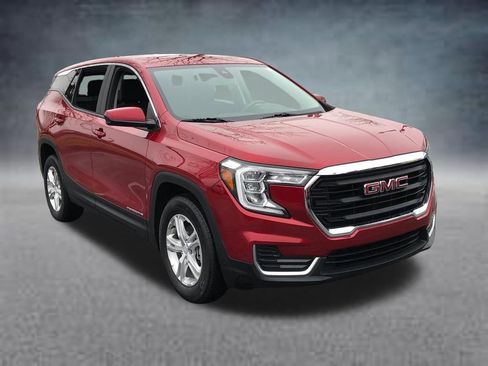 Used 2023 GMC Terrain SLE image 11