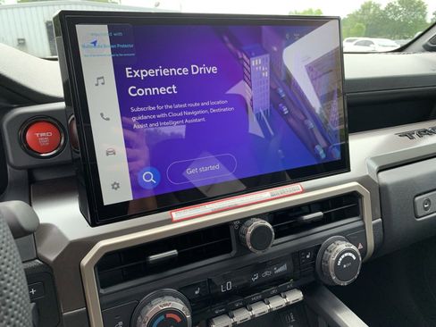 New 2024 Toyota Tacoma TRD Sport image 17