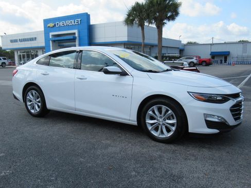 Used 2025 Chevrolet Malibu LT FWD image 5