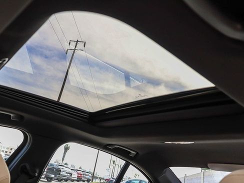 Certified 2025 BMW 330i 330i w/ Convenience Package image 25