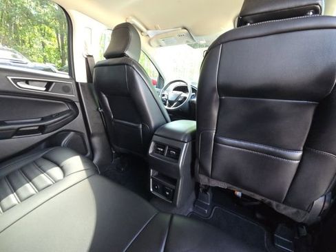 Used 2024 Ford Edge SEL w/ Convenience Package image 18