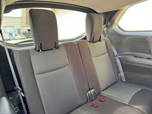 Used 2020 Nissan Pathfinder S FWD image 35