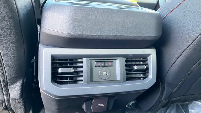New 2025 Ford F250 Lariat w/ Lariat Ultimate Package AWD/4WD image 46