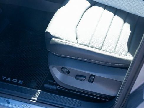 New 2026 Volkswagen Taos SEL image 26