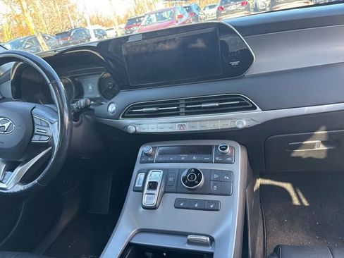 Used 2021 Hyundai Palisade SEL w/ Premium Package image 11