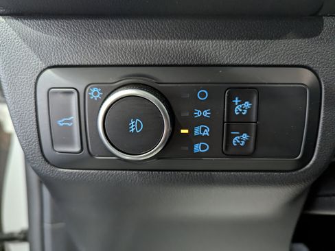 Used 2025 Ford Escape ST-Line Select AWD/4WD image 15
