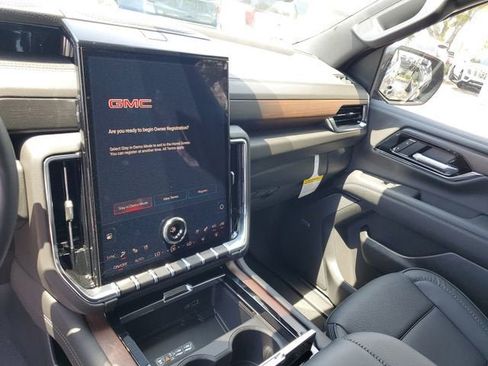 New 2026 GMC Yukon XL Denali AWD/4WD image 26