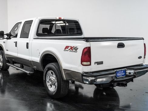 Used 2006 Ford F250 Lariat image 11