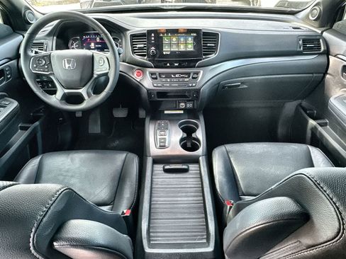 Used 2023 Honda Passport EX-L image 10