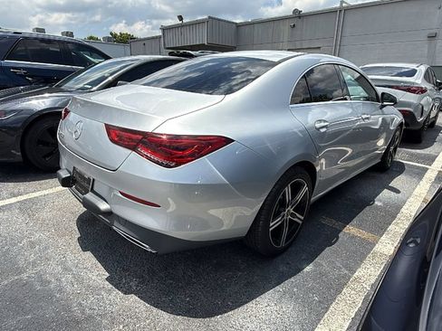 Used 2021 Mercedes-Benz CLA 250 image 4