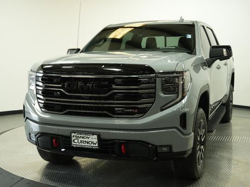 Used 2025 GMC Sierra 1500 AT4 w/ AT4 Premium Package AWD/4WD image 3
