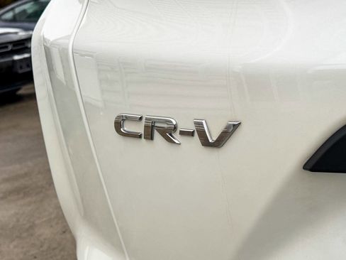 Used 2017 Honda CR-V LX image 13