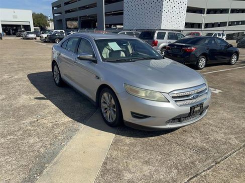 Used 2011 Ford Taurus Limited w/ 303A Rapid Spec Order Code image 3