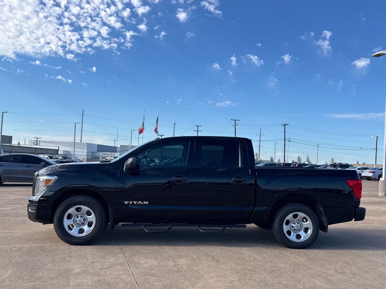 Used 2021 Nissan Titan S w/ S Utility Package RWD image 18
