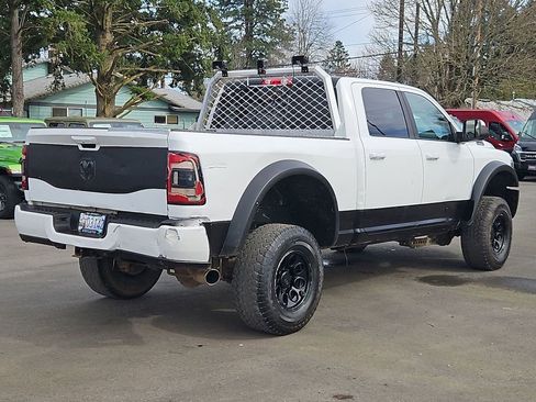 Used 2020 RAM 2500 Laramie w/ Night Edition image 7