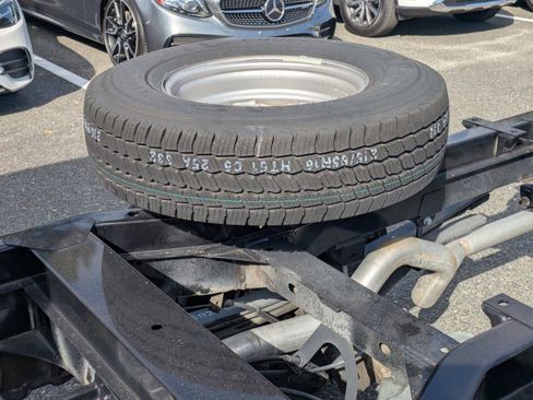 Used 2023 Mercedes-Benz Sprinter 3500 image 8