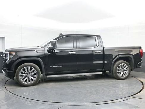 Used 2024 GMC Sierra 1500 Denali w/ Denali Reserve Package image 11