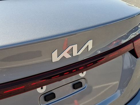 Used 2024 Kia Forte LXS image 28