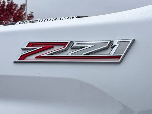 Used 2023 Chevrolet Silverado 2500 LTZ w/ LTZ Plus Package image 13