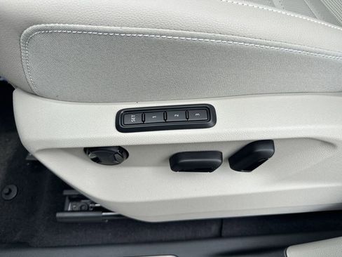 New 2026 Volkswagen Atlas SEL image 12