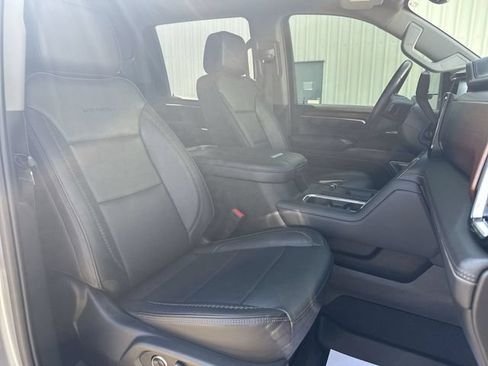 Used 2024 GMC Sierra 2500 Denali w/ Denali Reserve Package AWD/4WD image 28