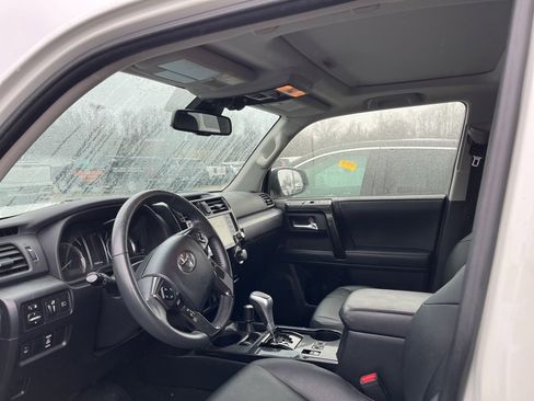 Used 2021 Toyota 4Runner TRD Off-Road Premium w/ Moonroof Package image 7