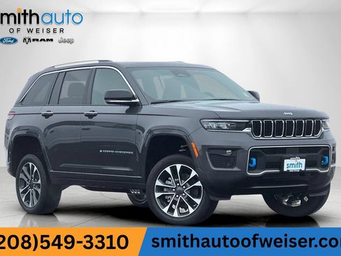Used 2024 Jeep Grand Cherokee Overland w/ Luxury Tech Group IV AWD/4WD image 1