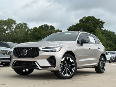 New 2026 Volvo XC60 B5 Plus w/ Protection Package Premier