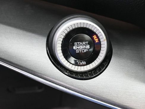 Used 2024 Jeep Wagoneer Series II AWD/4WD image 35