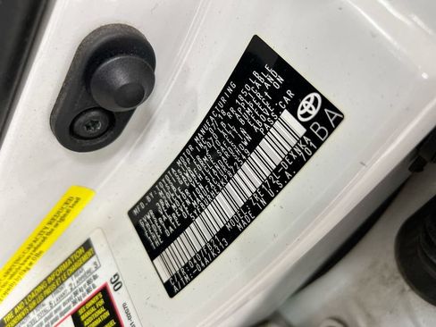 Used 2019 Toyota Corolla LE FWD image 27