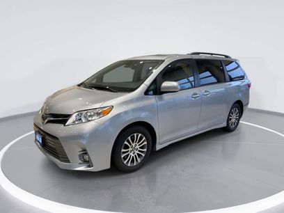 Used 2019 Toyota Sienna XLE