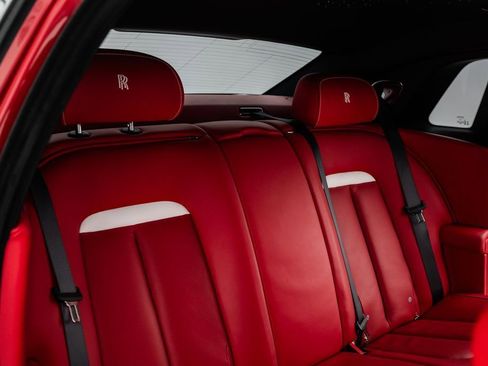 Used 2024 Rolls-Royce Ghost AWD/4WD image 32