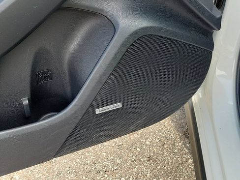 Certified 2024 Subaru Crosstrek 2.5i Limited AWD/4WD image 19