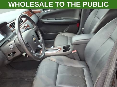 Used 2009 Chevrolet Impala LT w/ Luxury Edition Package FWD image 16