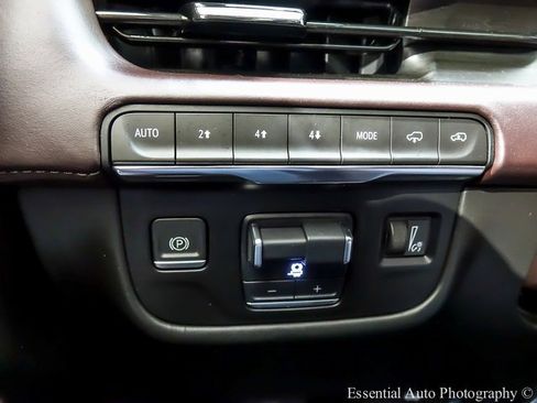 Certified 2023 Cadillac Escalade ESV Premium Luxury Platinum w/ Heavy-Duty Trailer Package image 22