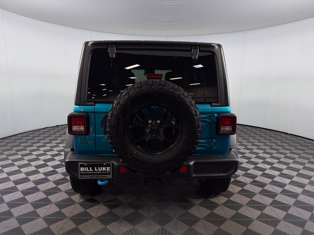 Used 2024 Jeep Wrangler Unlimited AWD/4WD image 11