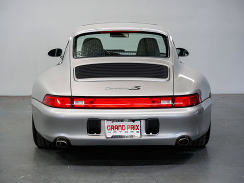 Used 1997 Porsche 911 Carrera 4S AWD/4WD image 4