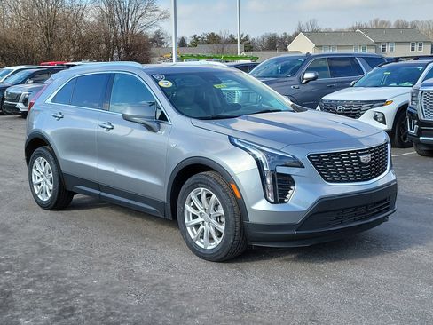 Used 2023 Cadillac XT4 Luxury w/ Cold Weather Package image 29
