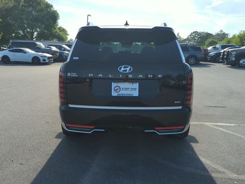 Used 2026 Hyundai Palisade Calligraphy AWD/4WD image 4