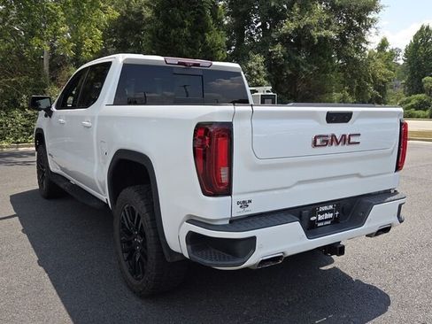 Used 2022 GMC Sierra 1500 AT4 w/ AT4 Premium Package AWD/4WD image 13