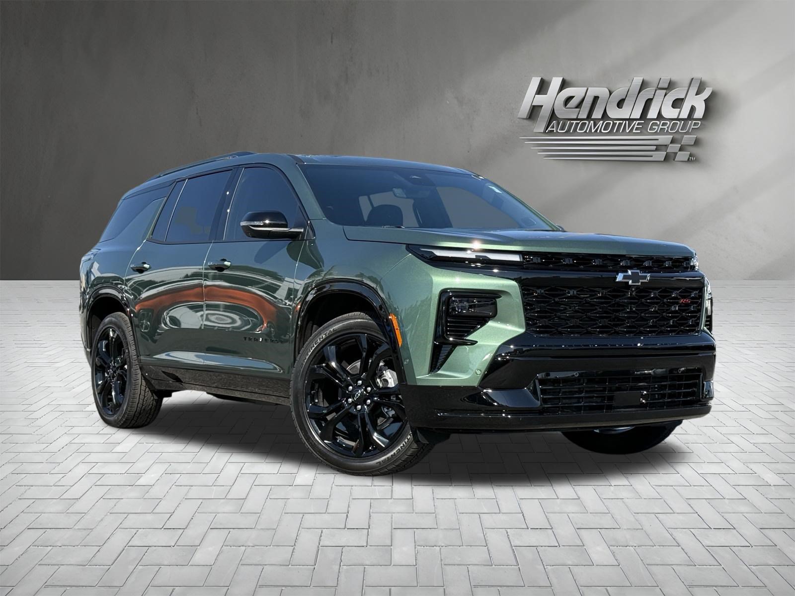 Used 2027 Chevrolet Traverse RS w/ LPO, Floor Liner Package FWD image 2