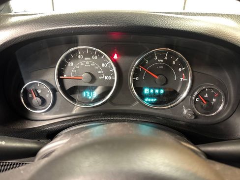 Used 2013 Jeep Wrangler Sport image 32