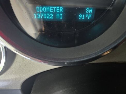 Used 2013 Chevrolet Silverado 1500 LT AWD/4WD image 22
