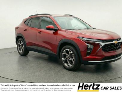 Used 2025 Chevrolet Trax LT