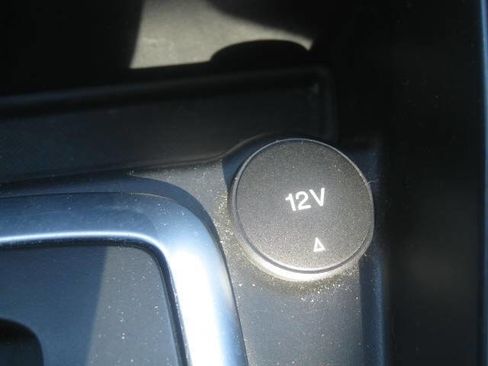 Used 2020 Ford EcoSport SE w/ SE Convenience Package image 24