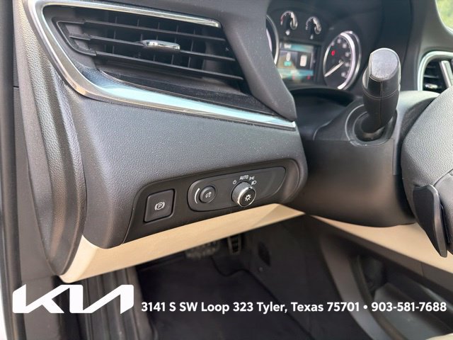 Used 2019 Buick Enclave Essence FWD image 16