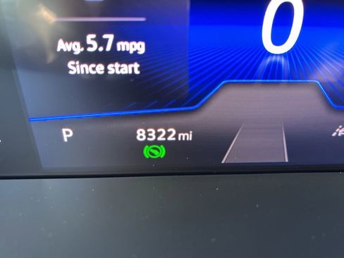 Used 2024 Volkswagen Tiguan S image 24