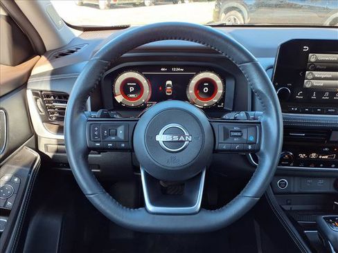 Certified 2023 Nissan Rogue Platinum w/ Platinum Premium Package image 15