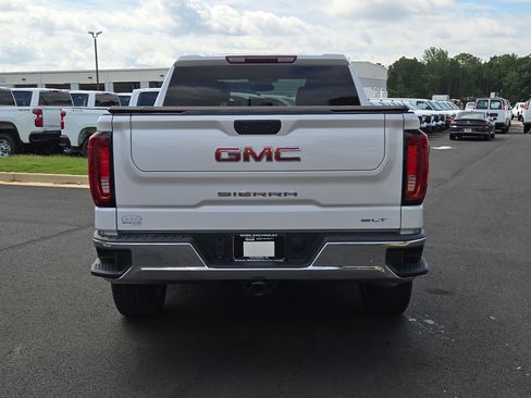 Used 2023 GMC Sierra 1500 SLT RWD image 10