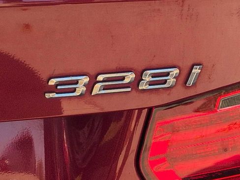 Used 2014 BMW 328i xDrive Sedan image 12